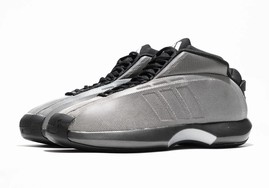 全新 adidas Crazy 1 “Playoffs” 复刻发售！