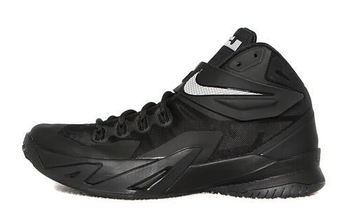 NIKE LeBron Soldier 8