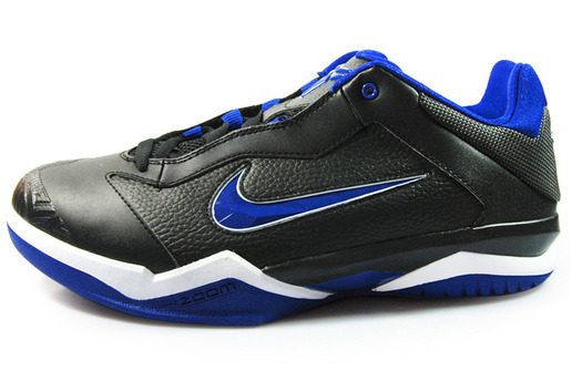 NIKE ZOOM KOBE VENOMENON 2