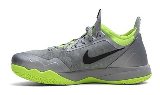 NIKE ZOOM CRUSADER