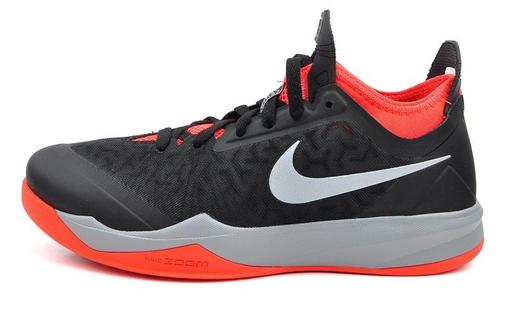 NIKE ZOOM CRUSADER