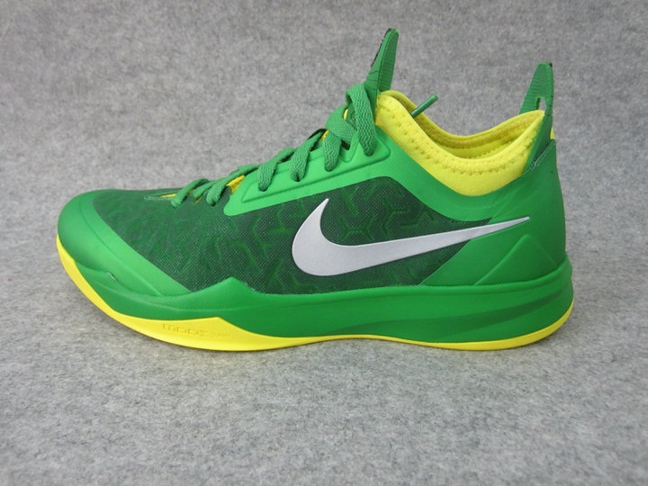 nike zoom crusader