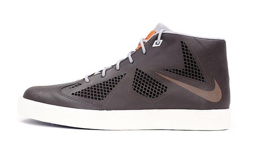 NIKE LEBRON X NSW LIFESTYLE