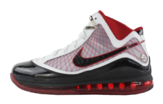 NIKE AIR MAX LEBRON VII