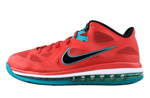 NIKE AIR MAX LEBRON IX LOW