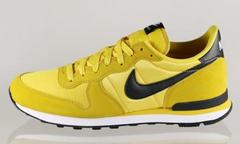 Nike Internationalist