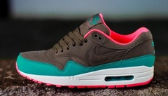 Nike Air Max 1 Essential