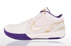 NIKE ZOOM KOBE IV