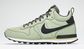 Nike Internationalist Mid