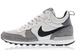 Nike Internationalist Mid