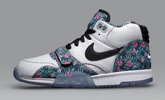 NIKE AIR TRAINER 1