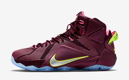 NIKE LEBRON XII