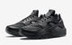 NIKE AIR HUARACHE