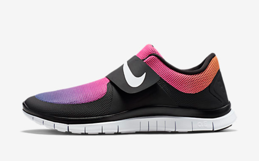 NIKE Free Socfly