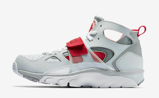 NIKE AIR TRAINER HUARACHE