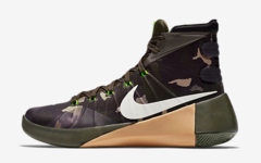 NIKE HyperDunk 2015