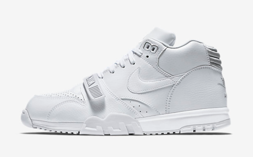 NIKE AIR TRAINER 1