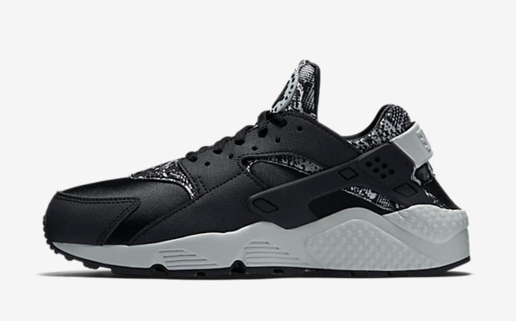 NIKE AIR HUARACHE