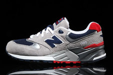 New Balance 999