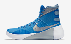 NIKE HyperDunk 2015