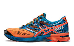 Asics Gel-Noosa Tri 10