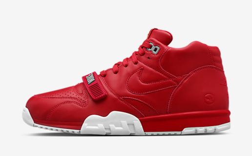 NIKE AIR TRAINER 1