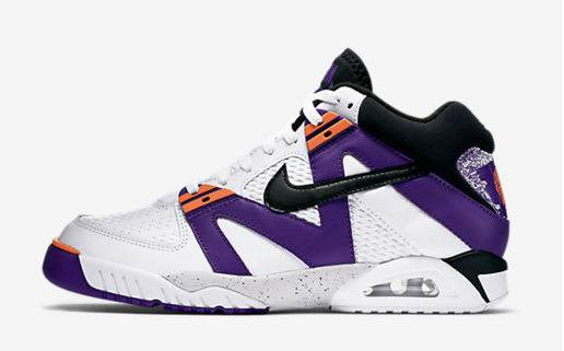 NIKE Air Tech Challenge 3