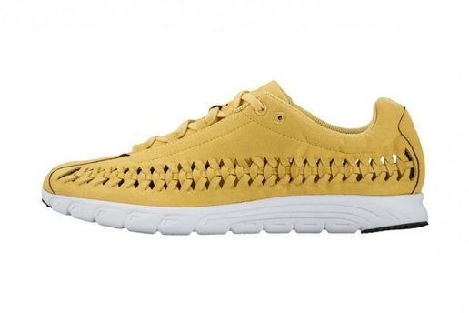 Nike Mayfly Woven