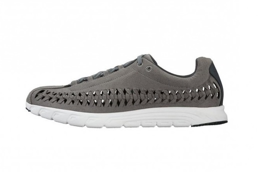 Nike Mayfly Woven