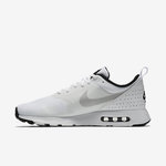 NIKE AIR MAX TAVAS