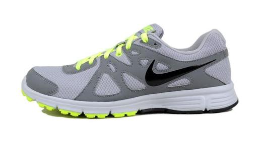 Nike Revolution 2 MSL