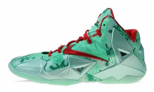 NIKE LEBRON XI