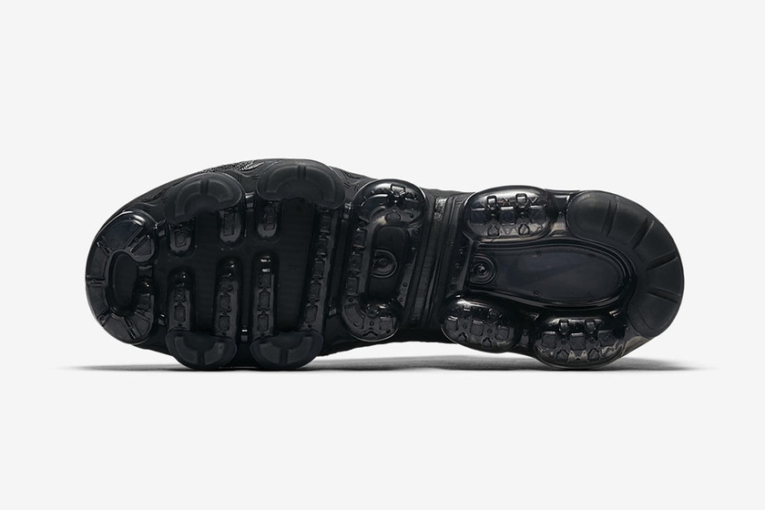 http-%2F%2Fcn.hypebeast.com%2Ffiles%2F2017%2F06%2Fnike-air-vapormax-black-anthracite-closer-look-04.jpg