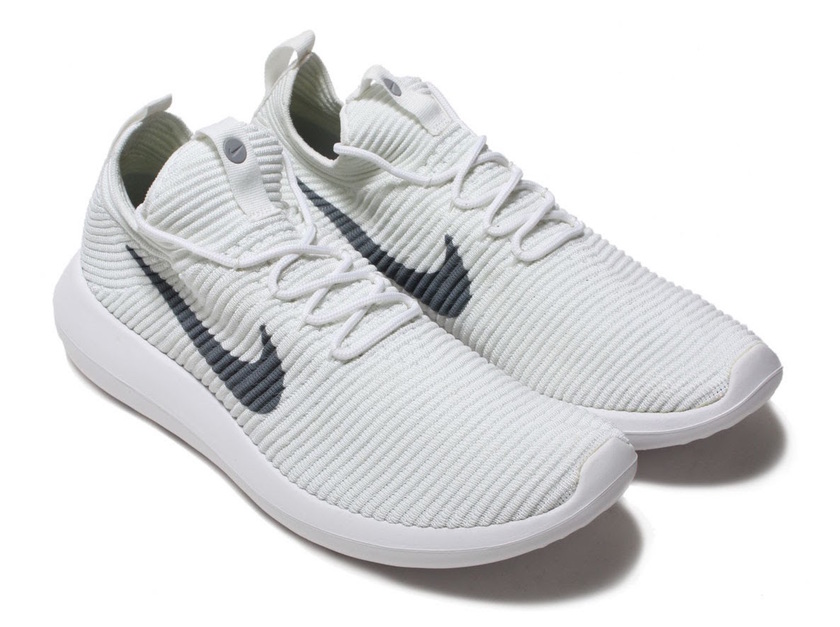 nike-roshe-two-flyknit-v2-white-wolf-grey-918263-100-1.jpg