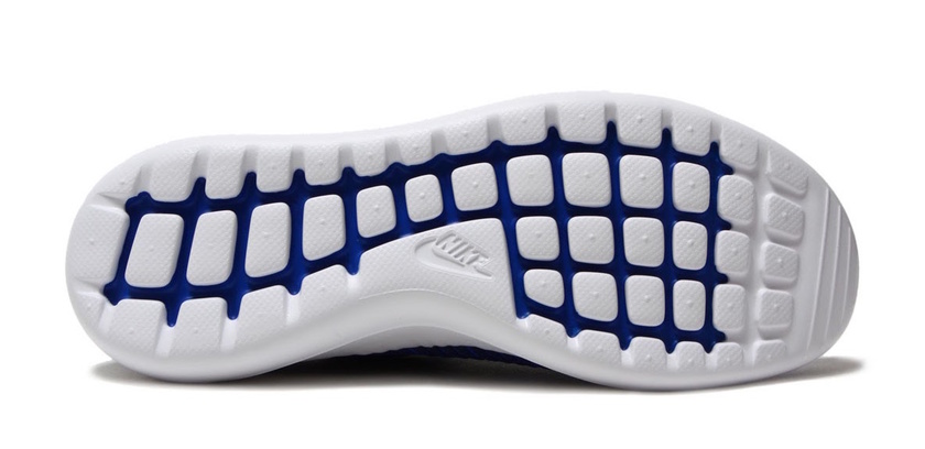 nike-roshe-two-flyknit-v2-deep-royal-obsidian-918263-400-4.jpg