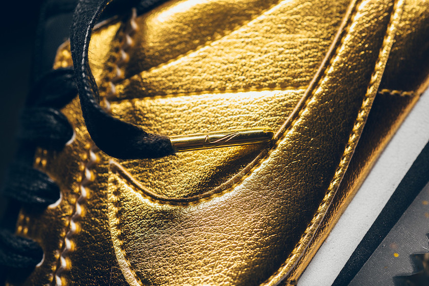 nike-cortez-metallic-gold-3.jpg