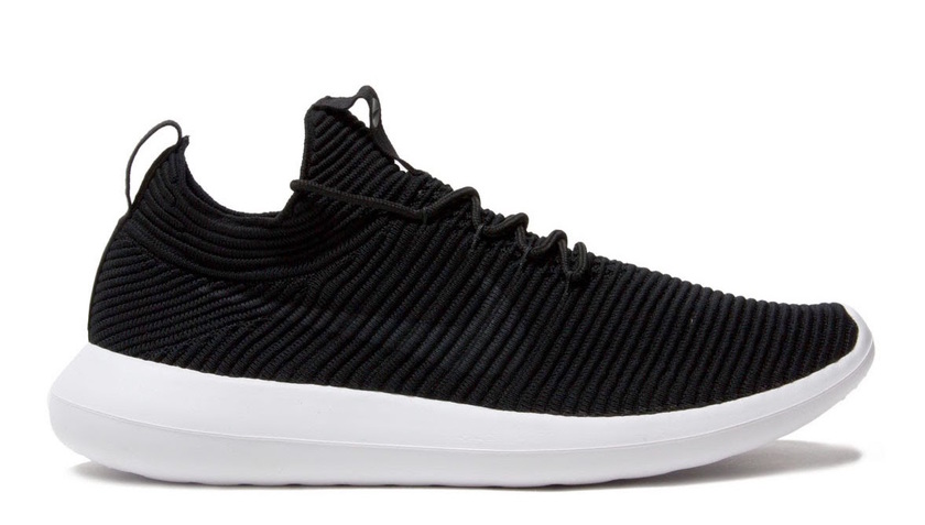nike-roshe-two-flyknit-v2-black-918263-002-1.jpg