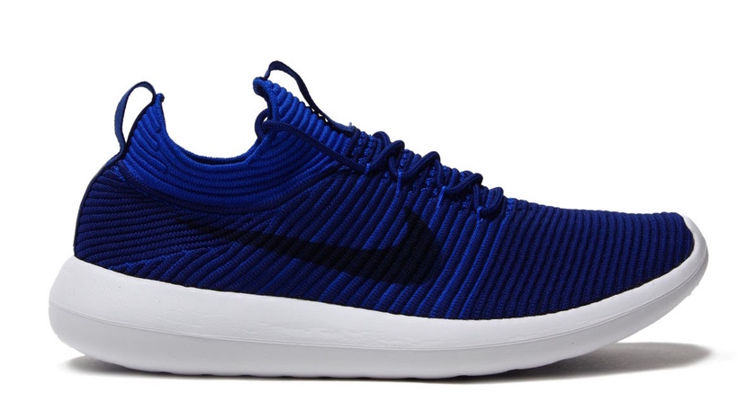nike-roshe-two-flyknit-v2-deep-royal-obsidian-918263-400-1.jpg