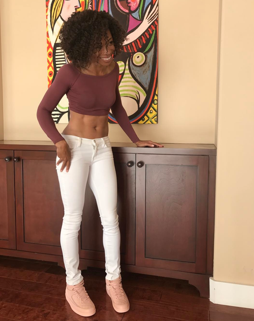 Allyson-Felix-don-c-air-jordan-2-arctic-orange.png
