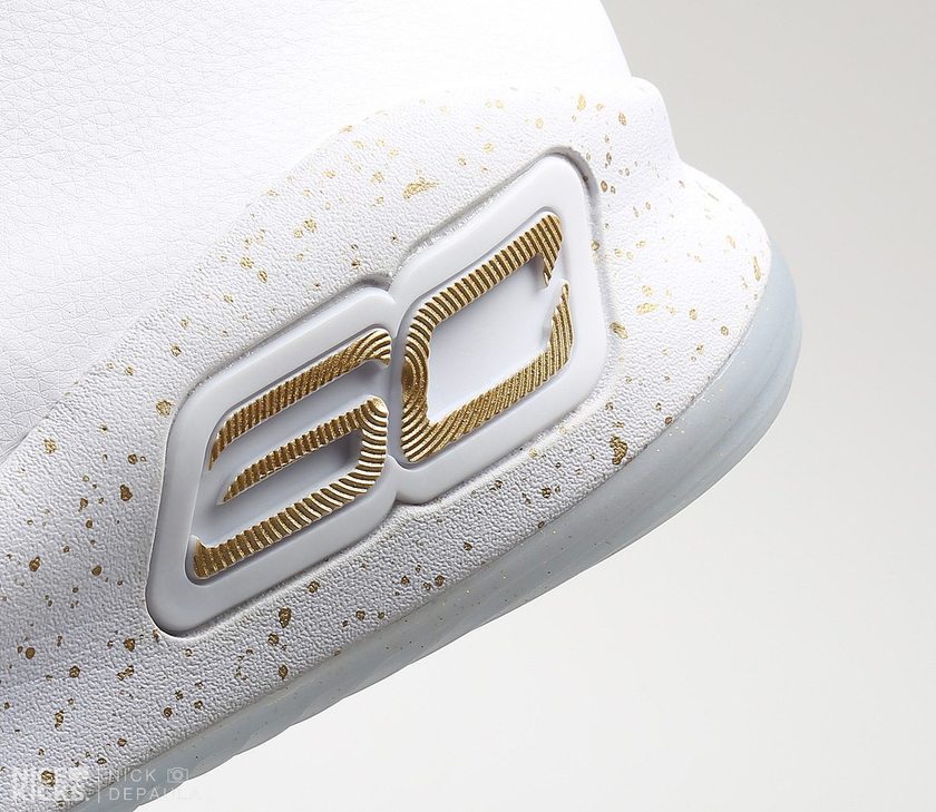 NK-Stephen-Curry-NBA-Finals-Under-Armour-Curry-4-7.jpg