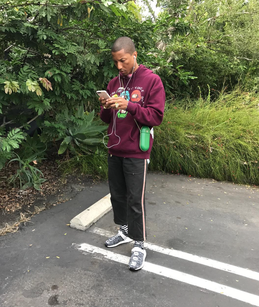 pharrell-adidas-nmd-hu-trail-core-black.png