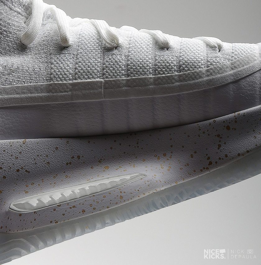 NK-Stephen-Curry-NBA-Finals-Under-Armour-Curry-4-6.jpg