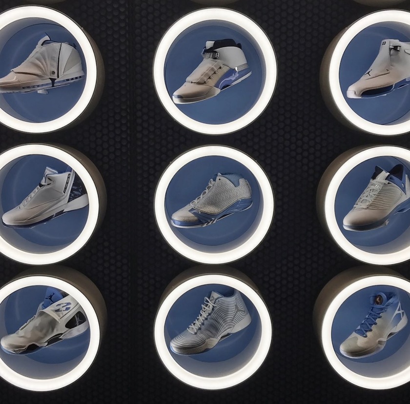 air-jordan-unc-retro-collection-4.jpg