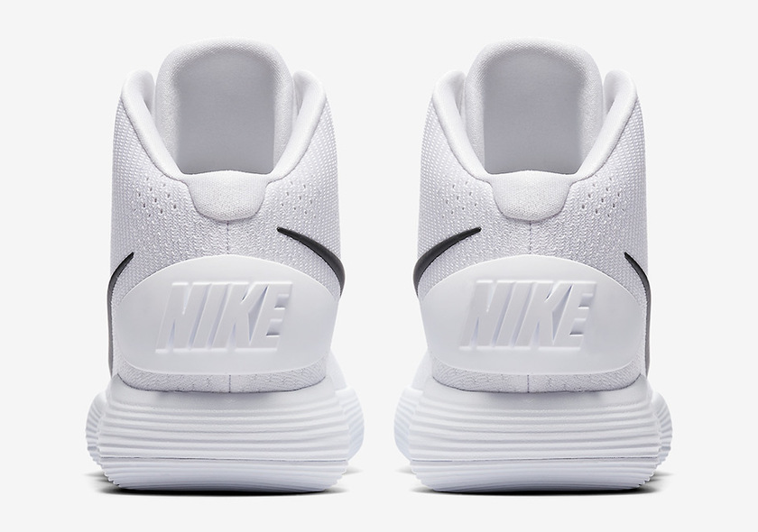 nike-hyperdunk-2017-white-black-4.jpg