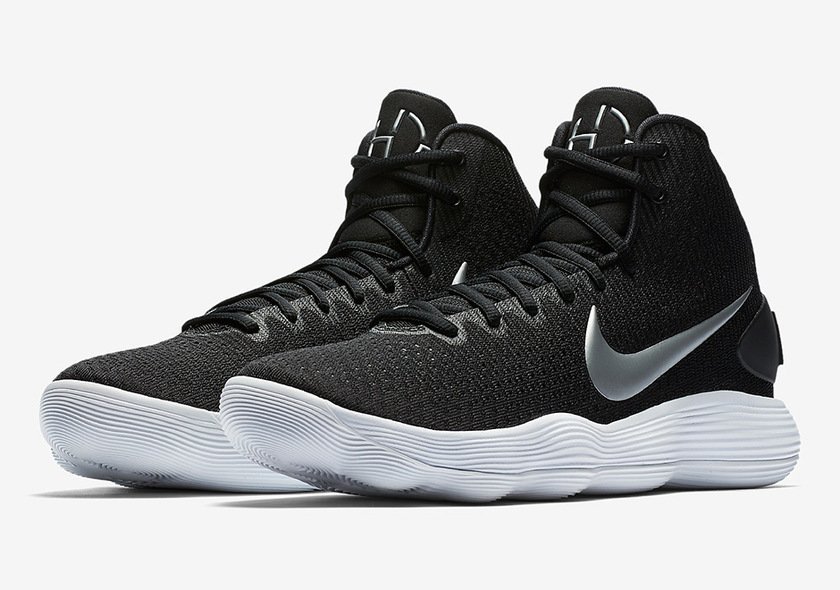 nike-hyperdunk-2017-black-white.jpg