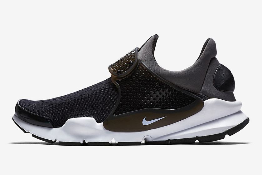 http-%2F%2Fcn.hypebeast.com%2Ffiles%2F2017%2F06%2Fnike-sock-dart-kjcrd-2017-summer-1.jpg