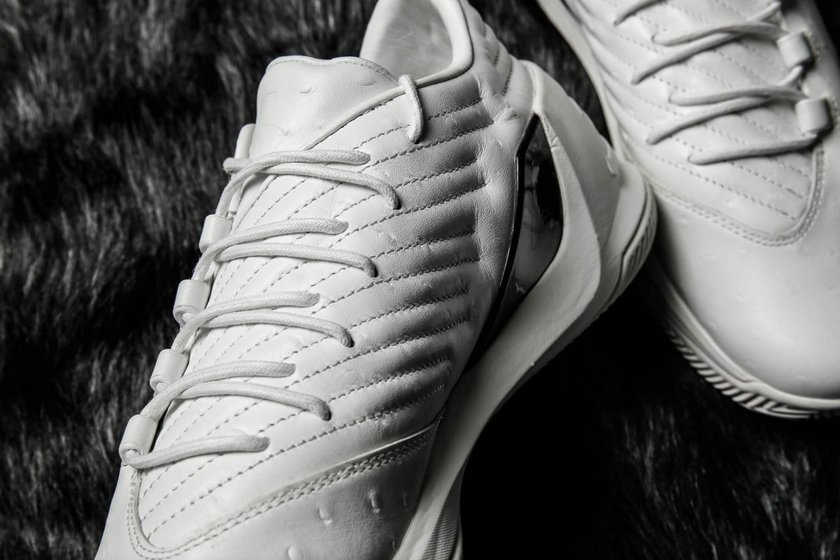 under-armour-curry-3-low-lux-white-ostrich-3.jpg