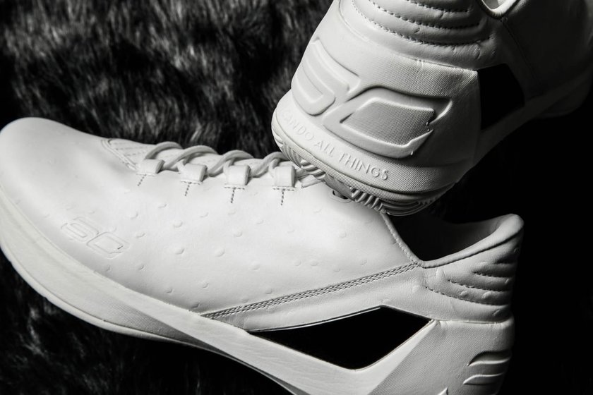 under-armour-curry-3-low-lux-white-ostrich-6.jpg