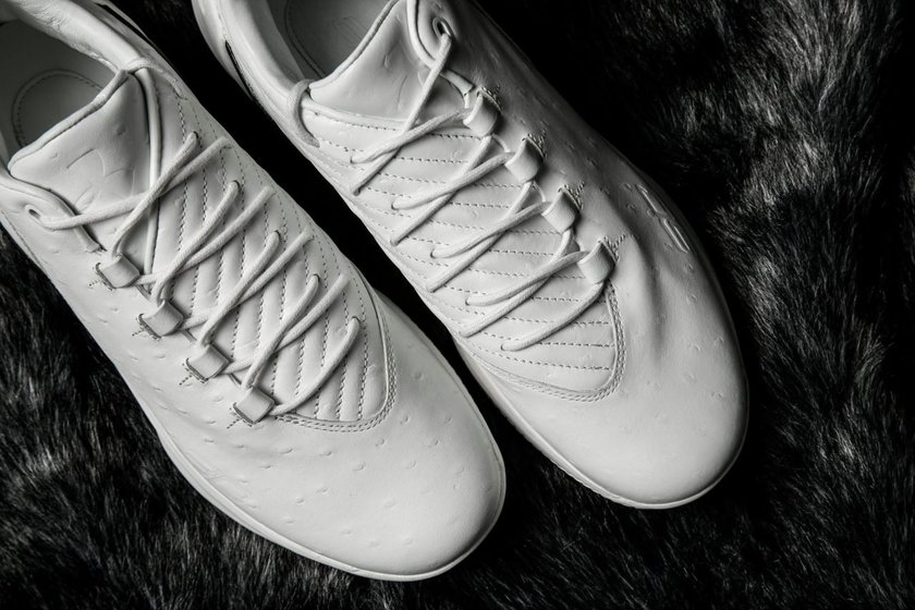 under-armour-curry-3-low-lux-white-ostrich-5.jpg