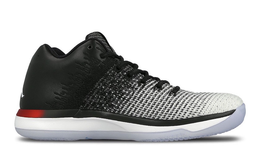 air-jordan-xxx1-low-quai-54-921195-154-3.jpg
